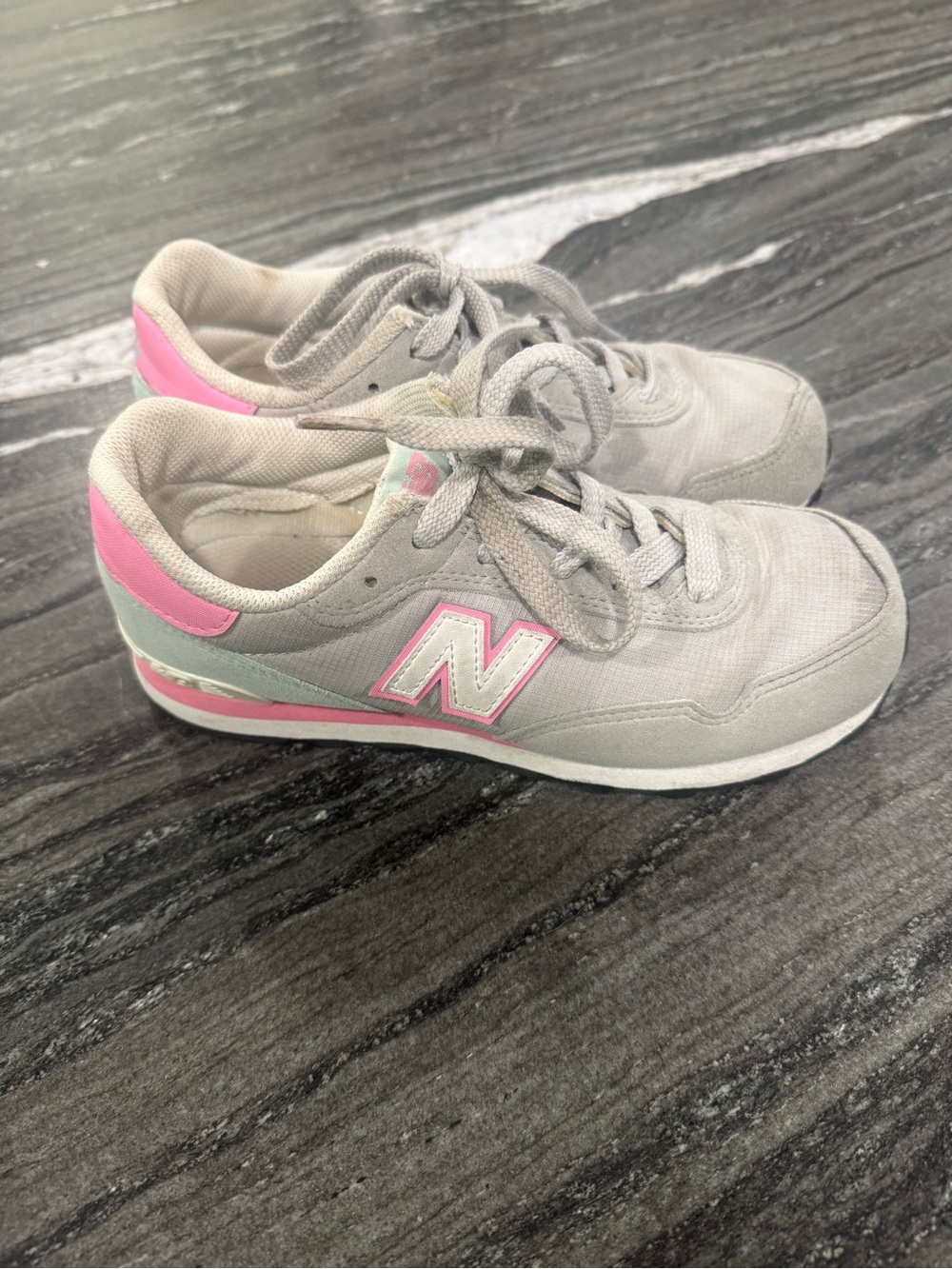 New Balance Gray Sneakers with Pink Accents - Girls Size 3